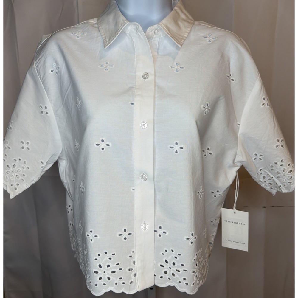 Free Assembly Women's Small Cropped Cotton Eyelet Shirt NWT - Picture 5 of 11